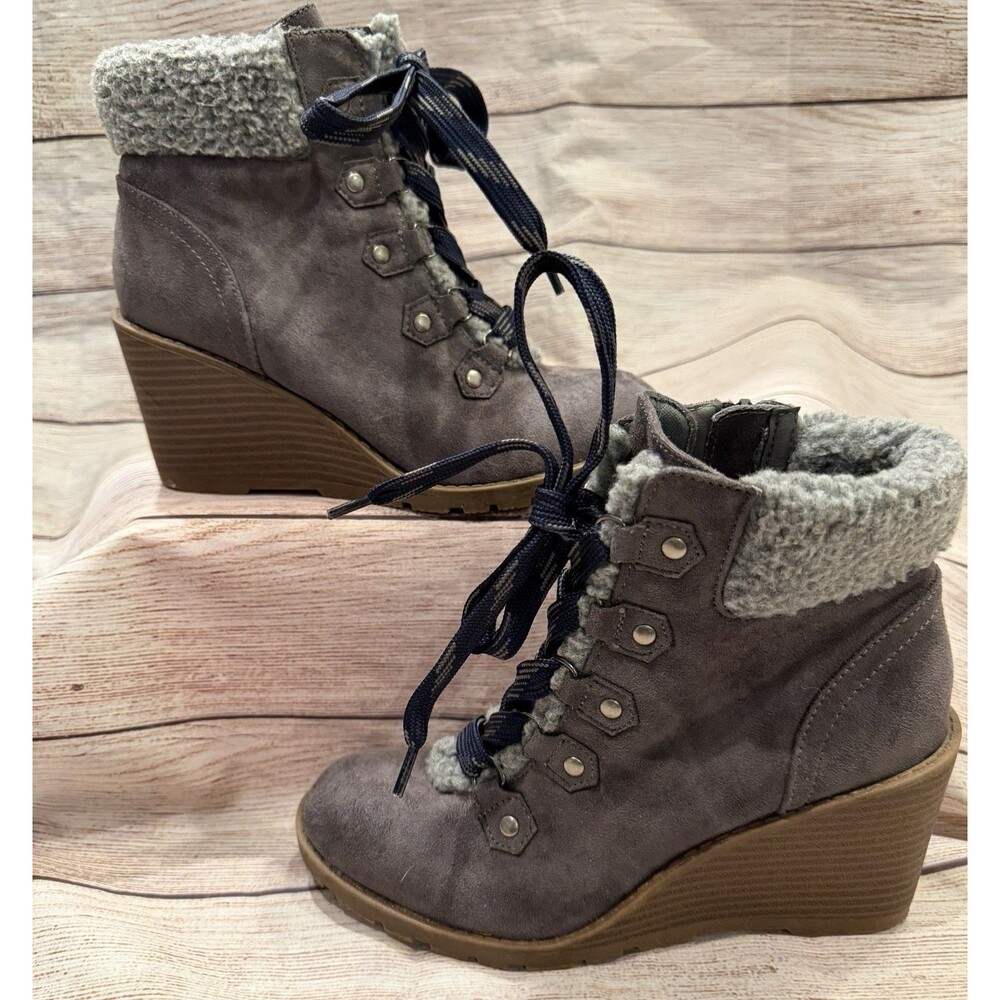 SM New York Women's Frenzy Boots Wedge Heel Brown Suede like Size 6